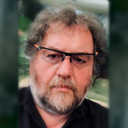 Photograph of Cllr Davies